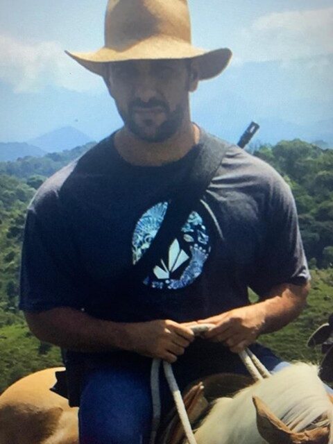 Adriano da Nóbrega, ex-capitão do Bope, em fazenda na Bahia